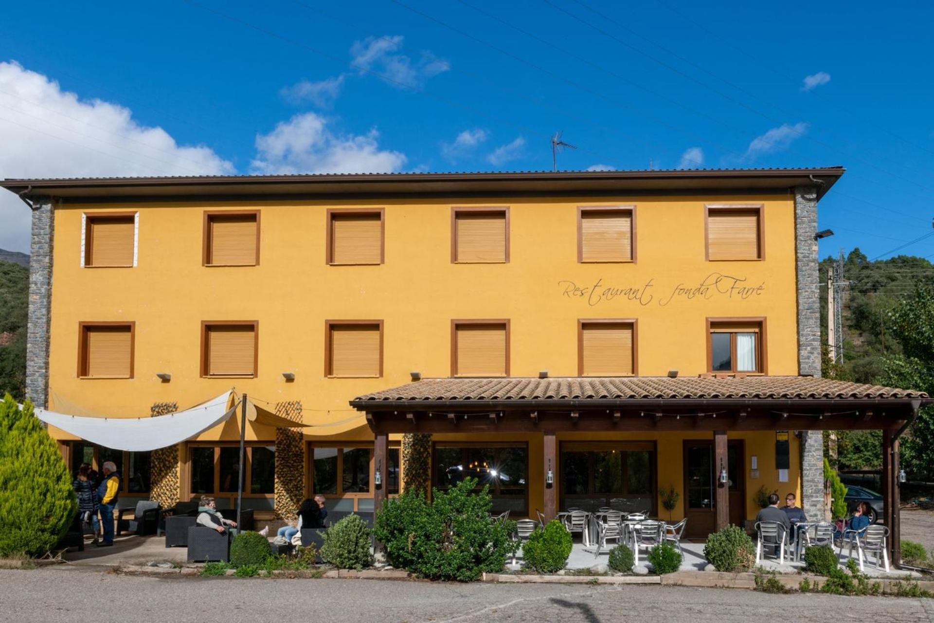 Fonda Farre Hotel Baro  Exterior photo